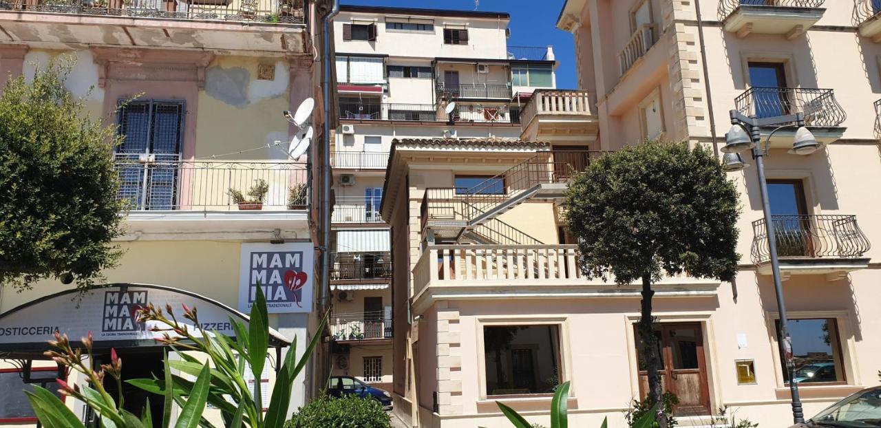 Bed and Breakfast Dame Crotone Exterior foto